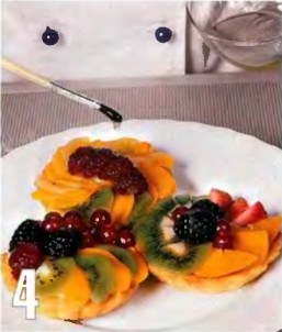 корзиночки из песочного теста с фруктами